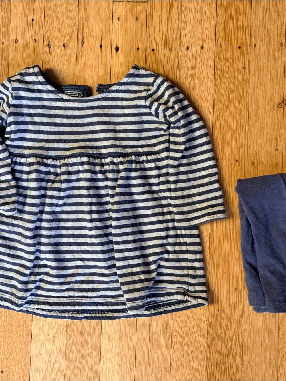 Tea Collection Long Sleeve Dress and Honest Baby Leggings Bundle